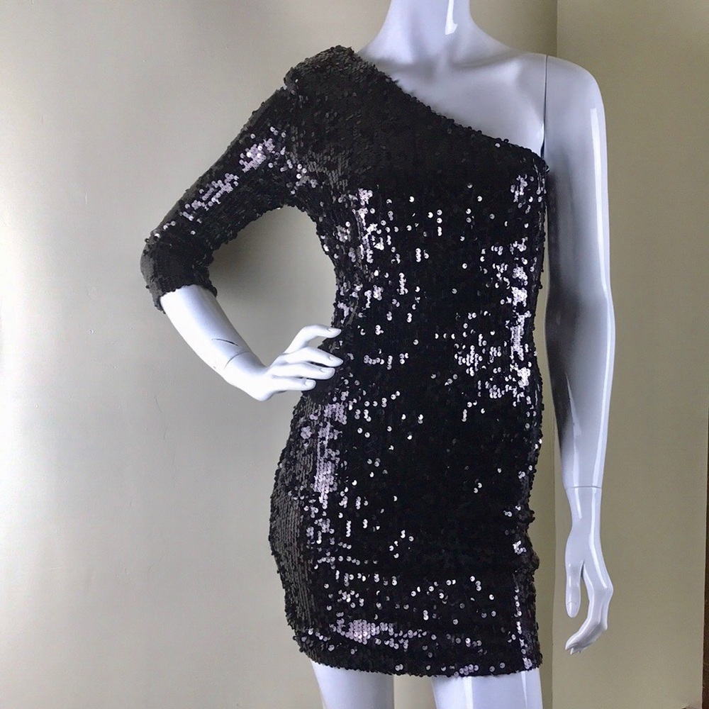 “Diana” One Sleeve Black Sequin Dress